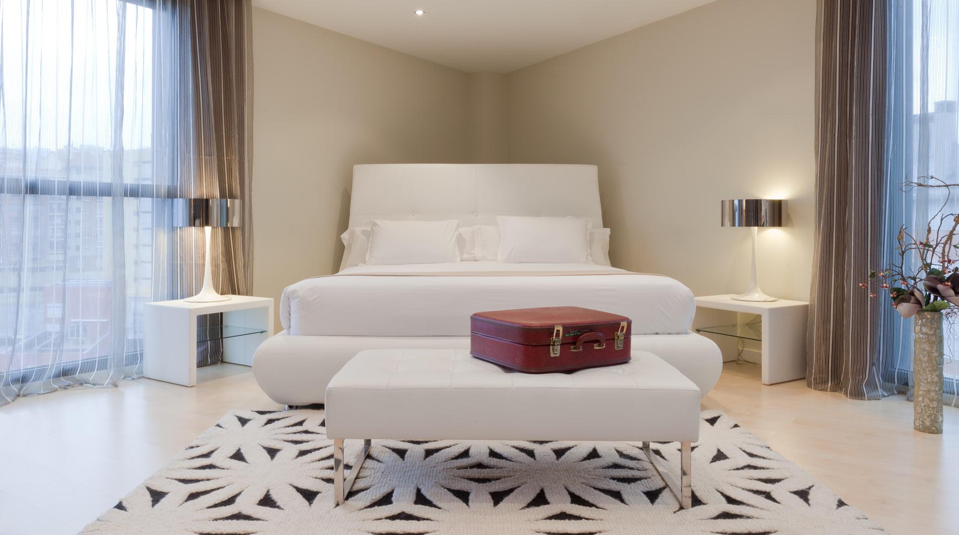 Spirit Hotel Gran Bilbao Bagian luar foto