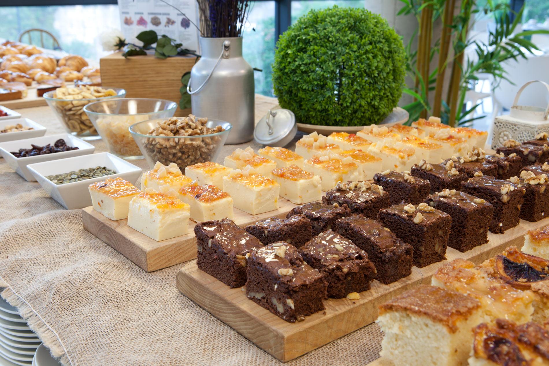 Spirit Hotel Gran Bilbao Bagian luar foto Cakes