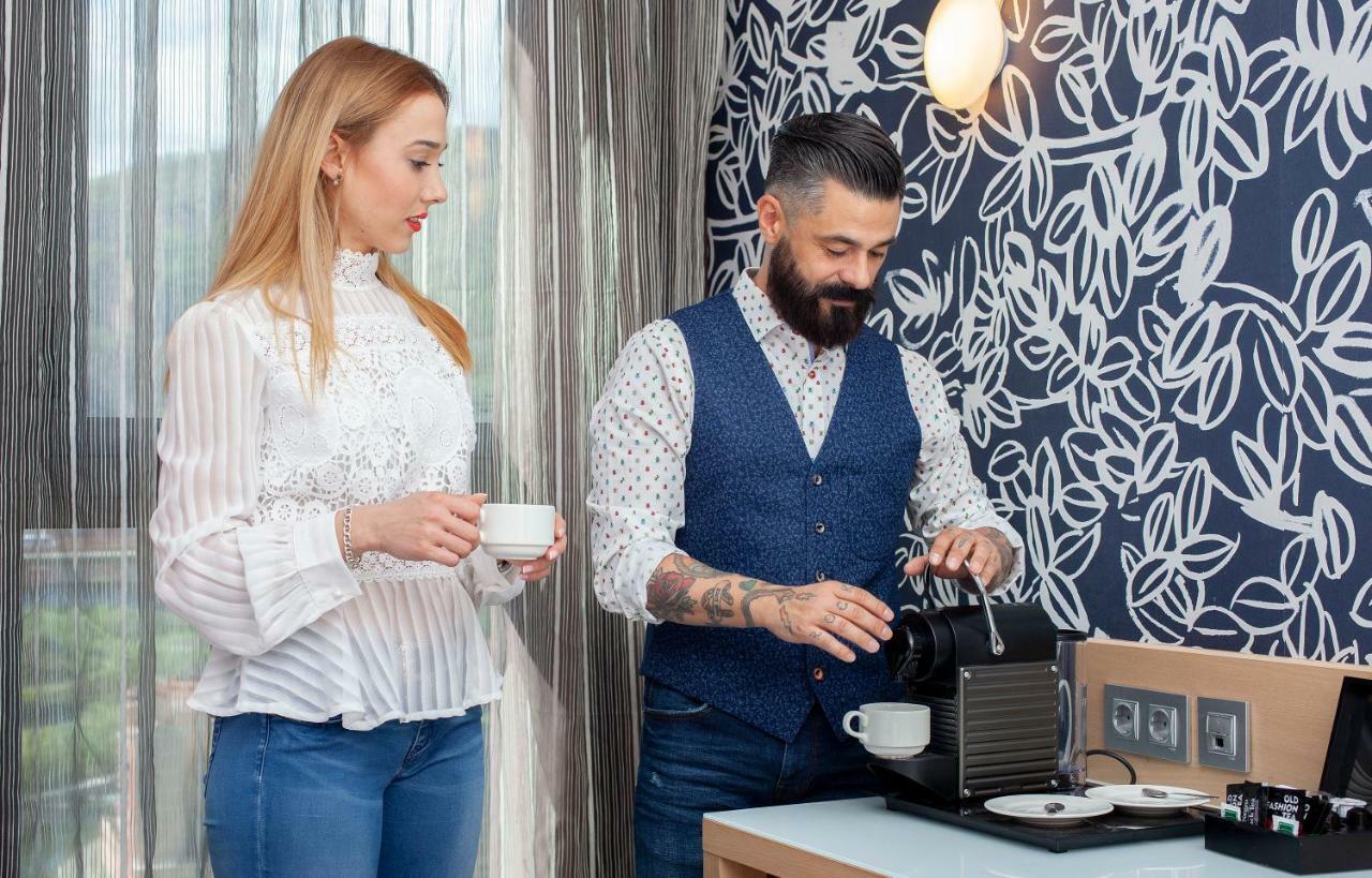 Spirit Hotel Gran Bilbao Bagian luar foto "We are a couple of coffee lovers"